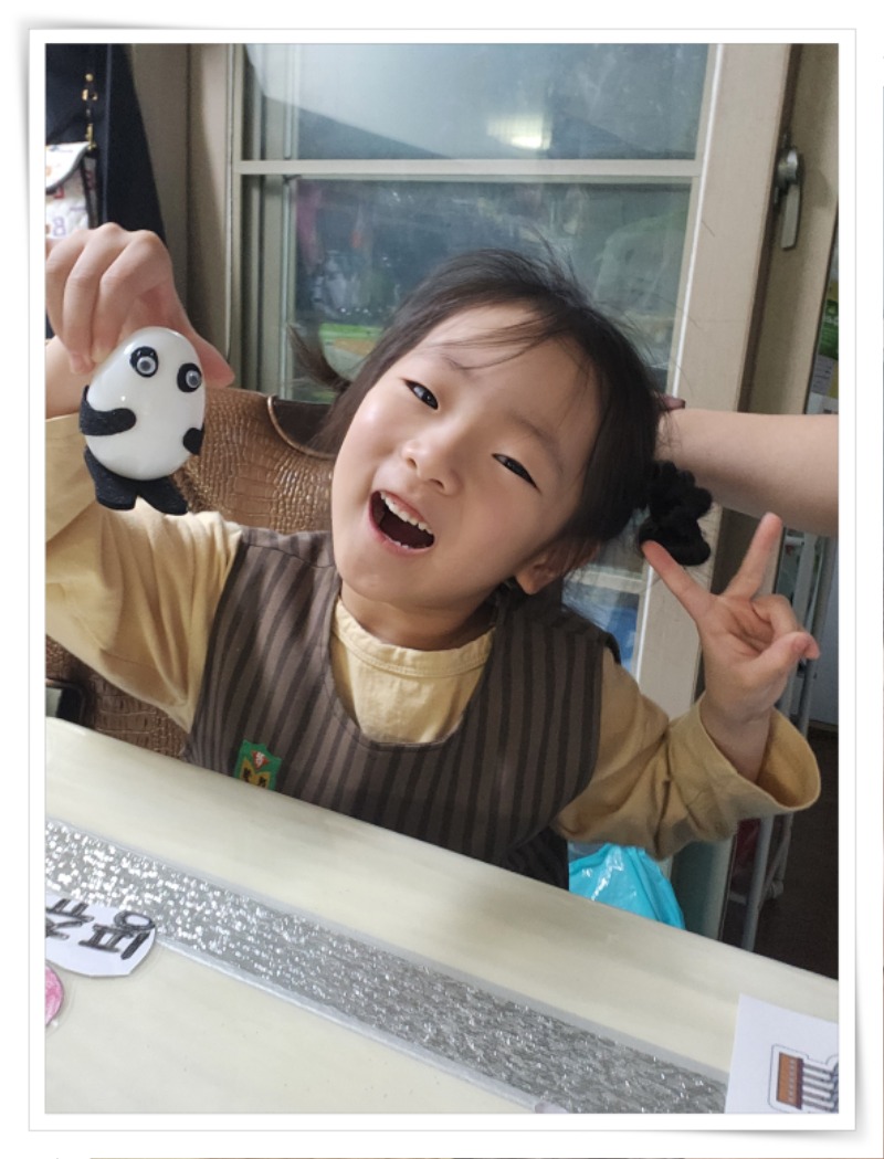 액자_20250513_200404 - 김윤선.jpg