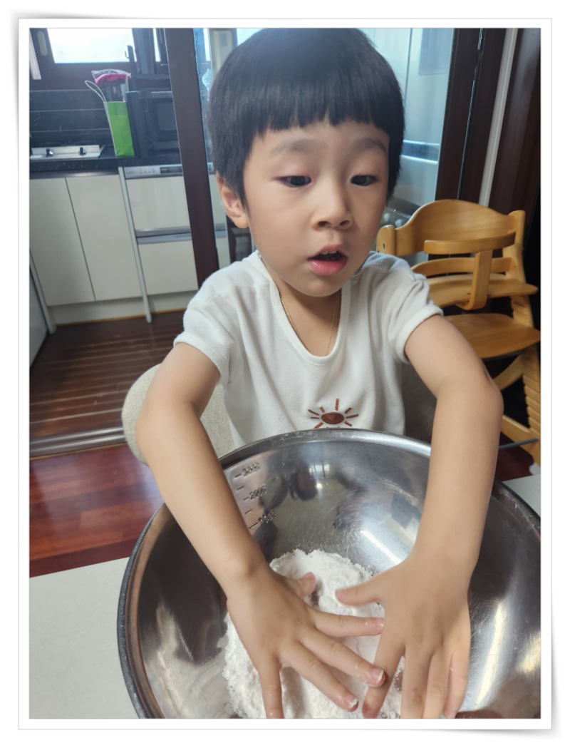 액자_20250812_174024 - 이미래.jpg