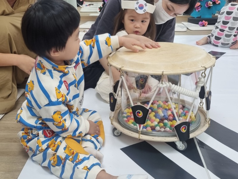 KakaoTalk_20251001_121858314_05.jpg