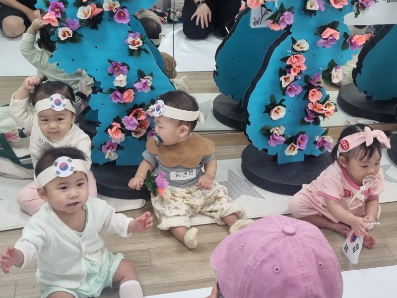 KakaoTalk_20251001_121858314_09.jpg