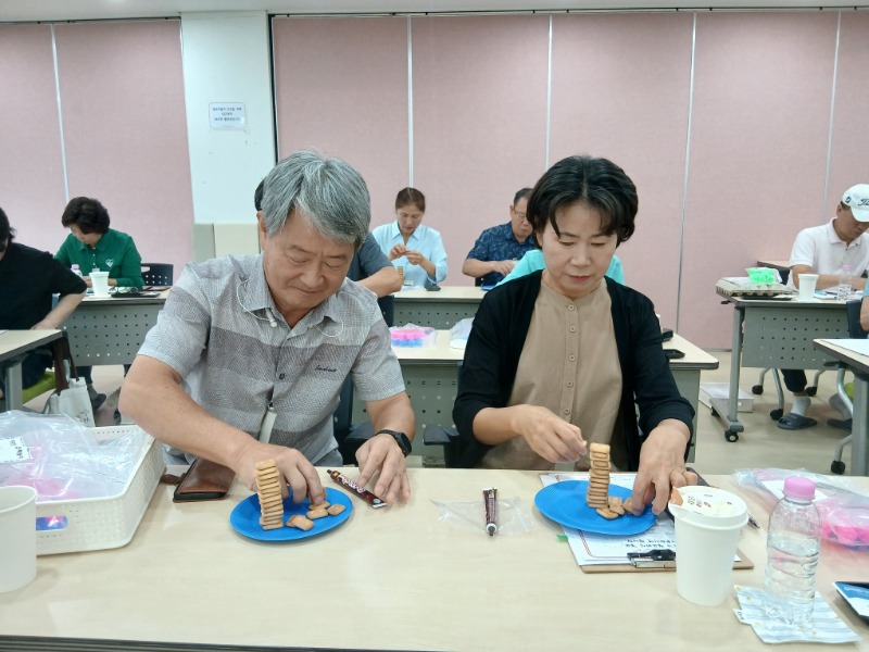 17 KakaoTalk_20251009_225230463_01.jpg