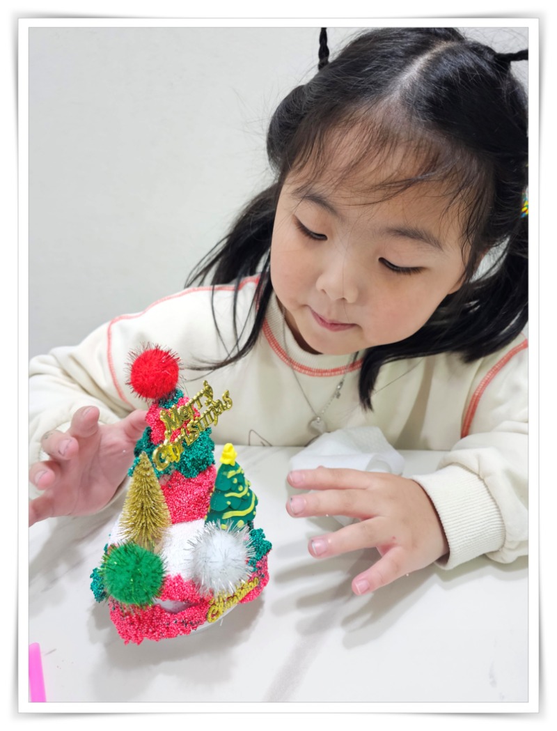 batch_20251129_200806 - 이니이니.jpg